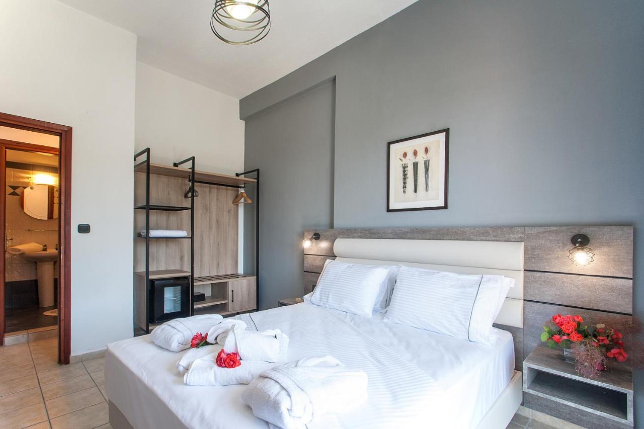 Hermes Hotel Vromolimnos Bagian luar foto