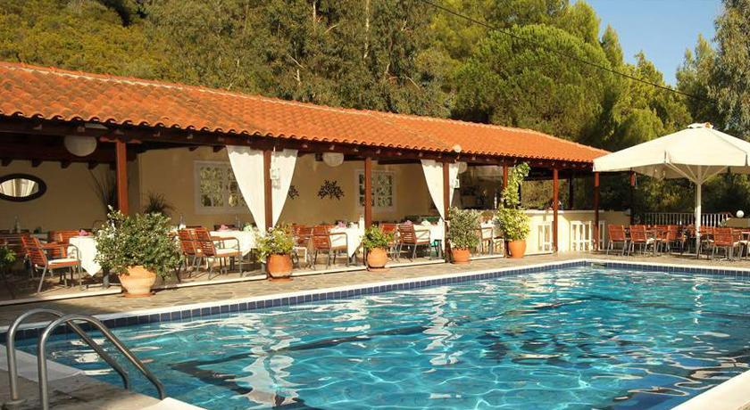 Hermes Hotel Vromolimnos Bagian luar foto