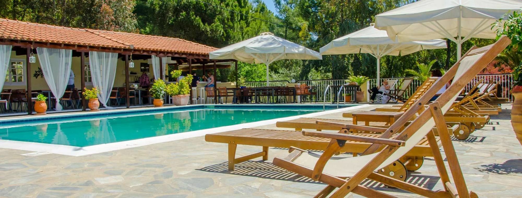 Hermes Hotel Vromolimnos Bagian luar foto